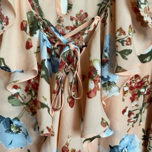 Dressy Blouse - Picture 4 of 4